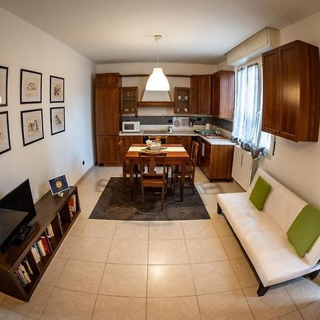 Jolie Maison Cassano Magnago Buitenkant foto