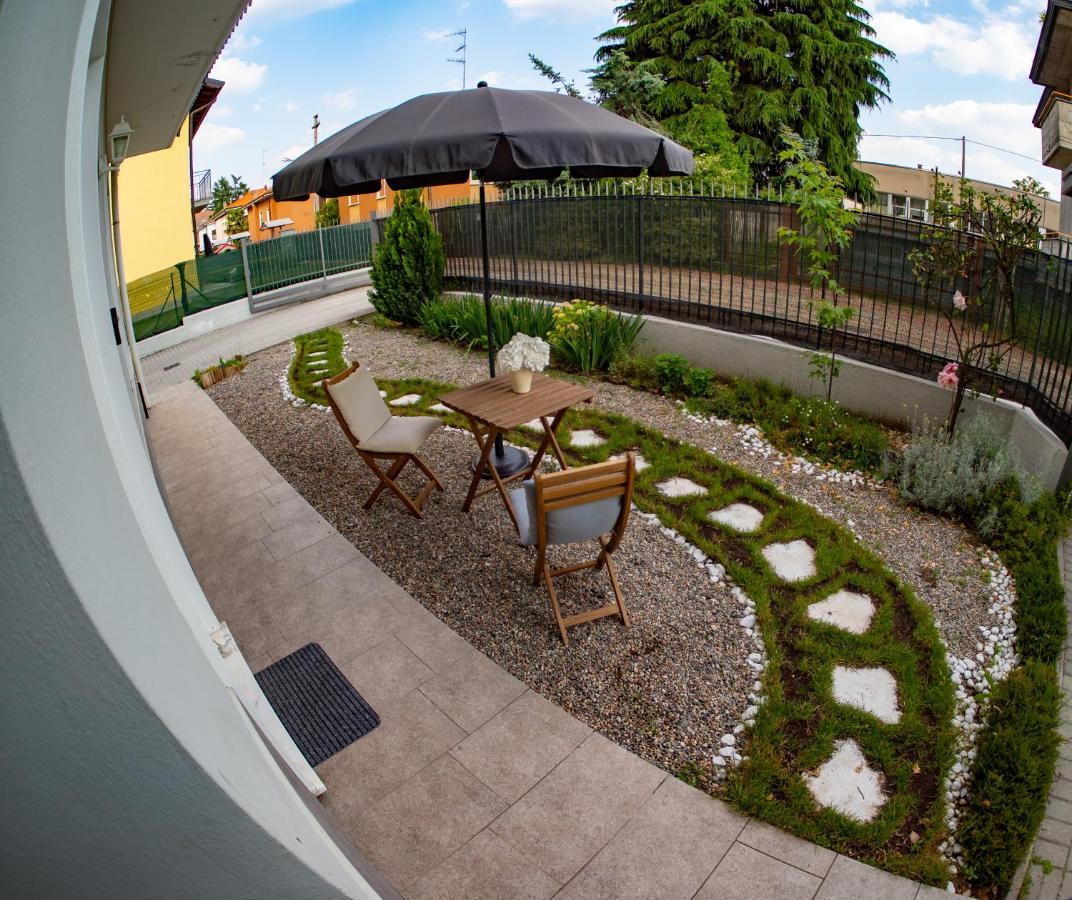 Jolie Maison Cassano Magnago Buitenkant foto